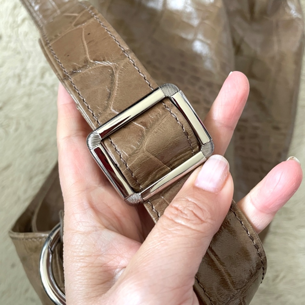 🛑 Taupe Croc Embossed Leather Slouchy Crescent Purse - HUGE! - Picture 2 of 8